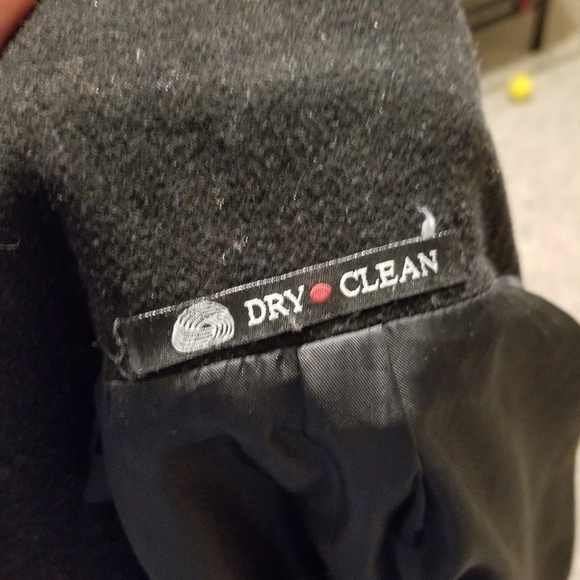 Overcoat - Picture 6 of 6